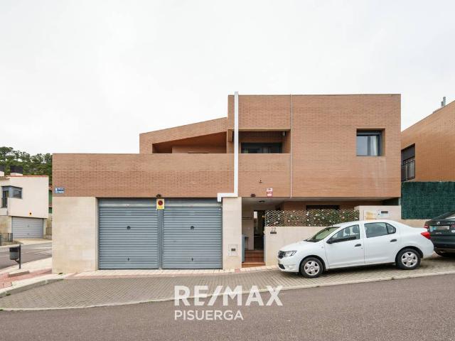 Villa en venta en Zaratán