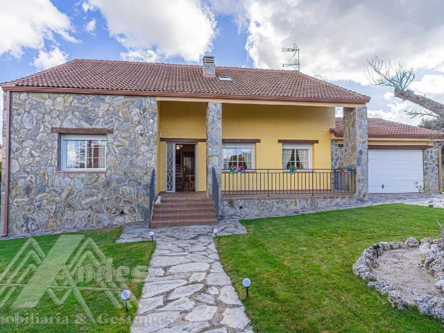Chalet en venta en Zarzuela Del Monte, Segovia