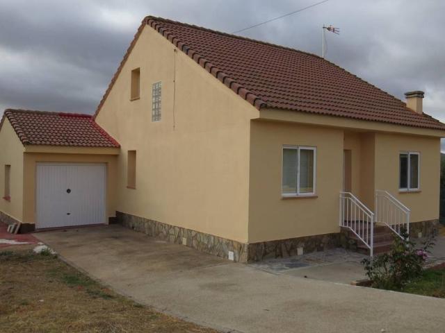 Chalet en venta en Zarzuela Del Monte, Segovia