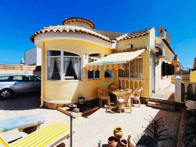 Chalet en venta en Obispo Rocamora, Orihuela