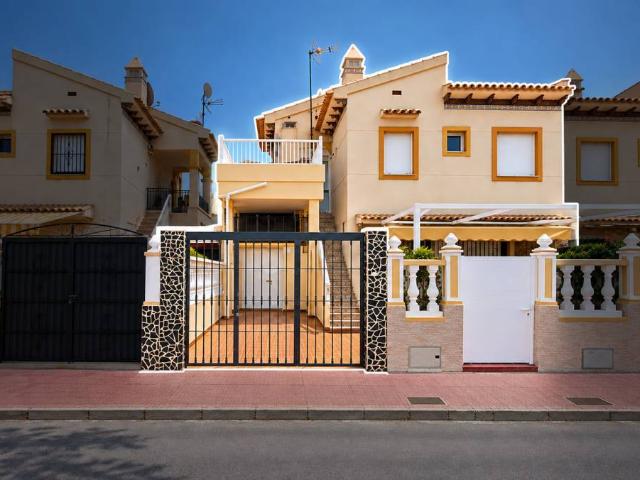 Chalet en venta en Obispo Rocamora, Orihuela