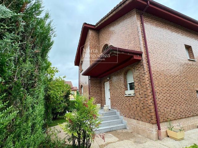 Chalet en venta en Gopegi, Gorbeialdea