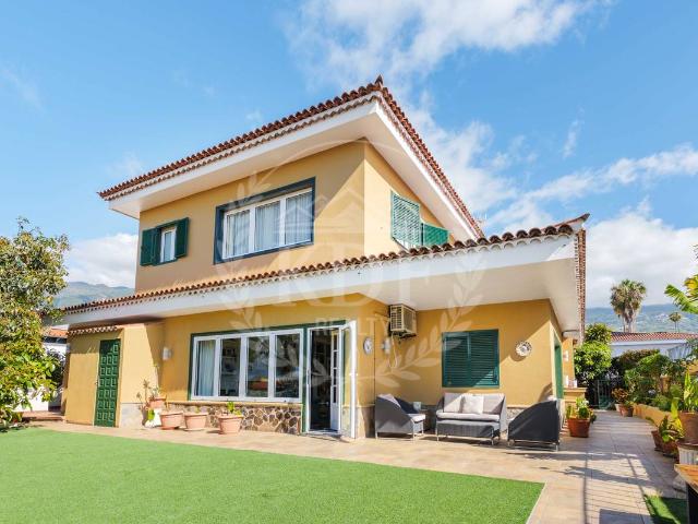 Chalet en venta en Puerto De La Cruz, Canarias