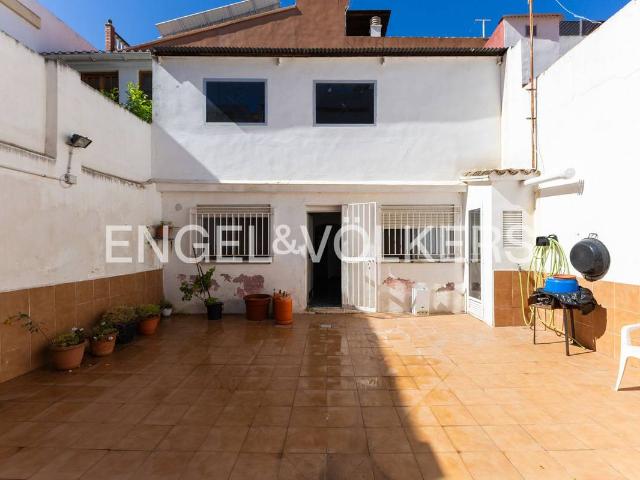 Chalet en venta en l'Horta Nord, Valencia