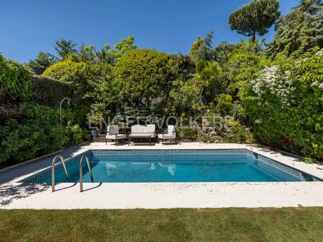 Villa en venta en Majadahonda