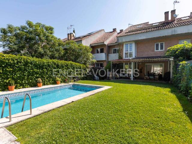 Villa en venta en Majadahonda