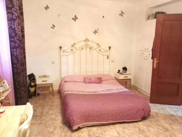 Villa en venta en Antequera