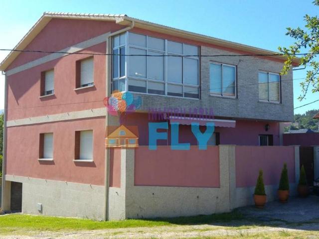 Chalet en venta en Moureira de Arriba, Pontevedra