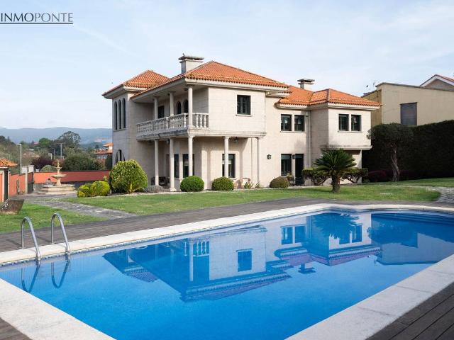 Villa en venta en Pontevedra, Moureira de Arriba
