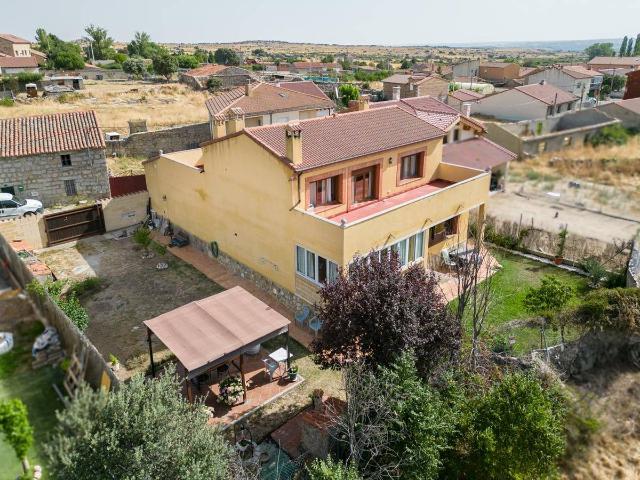 Chalet en venta en Ávila