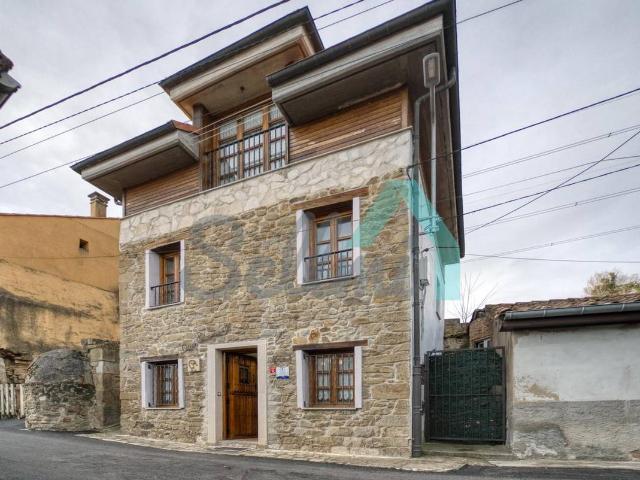 Chalet en venta en Mieres, Asturias