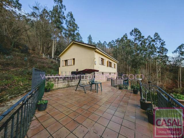 Chalet en venta en Mieres, Asturias