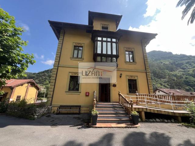 Chalet en venta en Mieres, Asturias