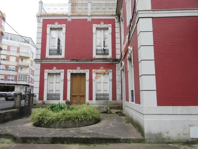 Chalet en venta en Ferrol