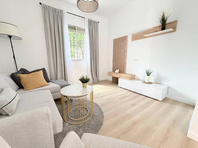 Chalet en venta en Bormujos, Andalucía