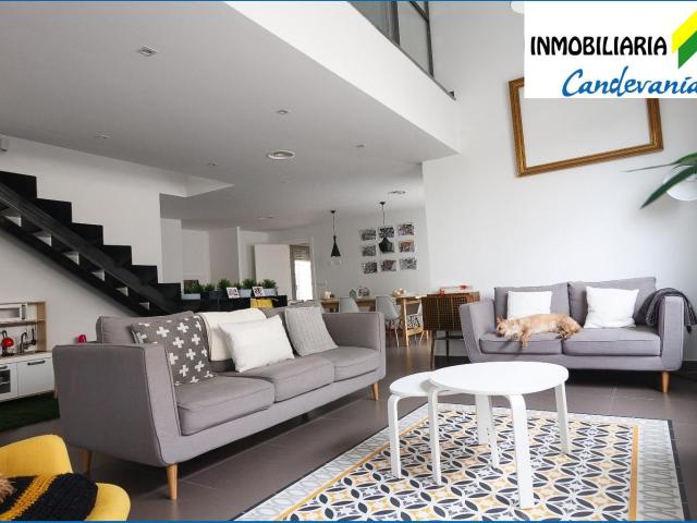 Chalet en venta en Zaragoza, Aragón