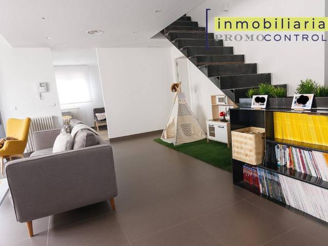 Chalet en venta en Zaragoza, Aragón