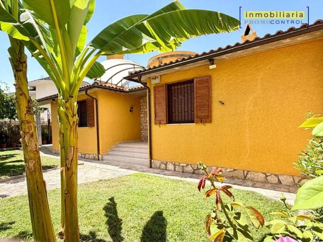 Chalet en venta en Zaragoza, Aragón