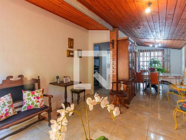 Casa aluguel em Região Geográfica Imediata de Porto Alegre, Região Metropolitana de Porto Alegre