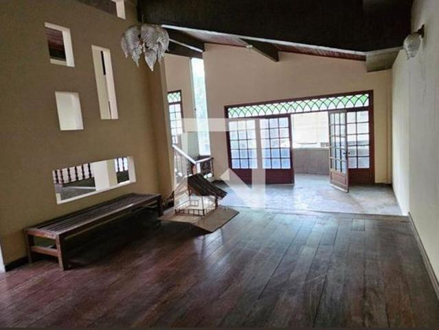 Casa venda em Região Geográfica Imediata do Rio de Janeiro, Região Metropolitana do Rio de Janeiro