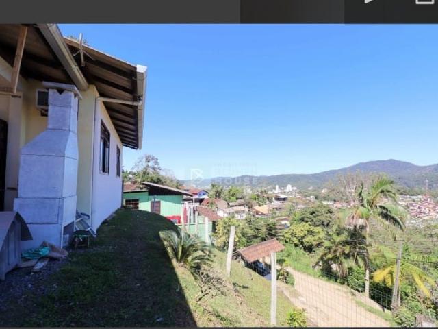 Casa aluguel em Região Geográfica Imediata de Blumenau, Blumenau