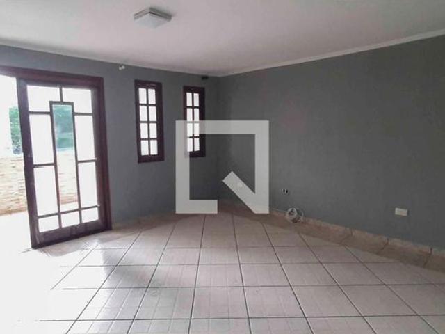 Casa aluguel em Região Imediata de São Paulo, Região Metropolitana de São Paulo