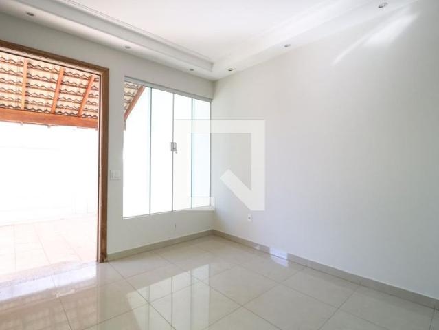 Casa aluguel em Região Geográfica Imediata de Uberlândia, Oliveira Fortes