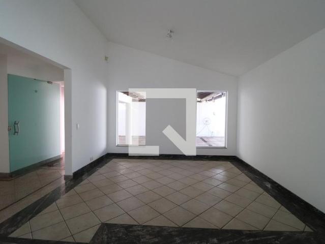 Casa aluguel em Uberlândia, Cidade Jardim