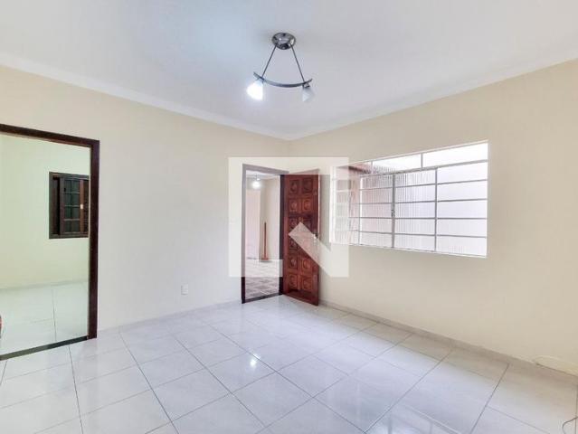 Casa aluguel em Região Imediata de São José dos Campos, Região Metropolitana do Vale do Paraíba e Litoral Norte