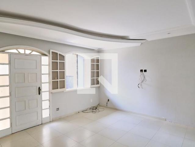 Casa aluguel em Região Geográfica Imediata de Belo Horizonte, Região Metropolitana de Belo Horizonte