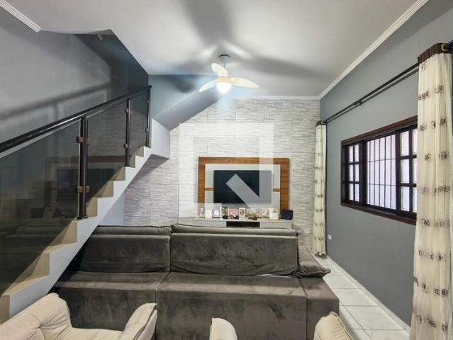 Casa aluguel em Praia Grande