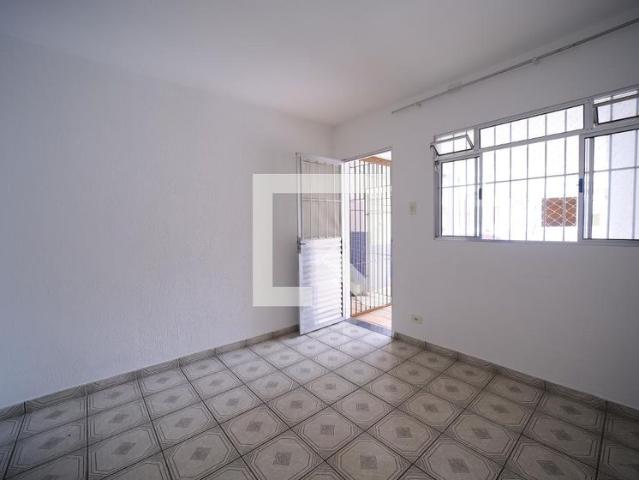 Casa aluguel em Vila Guilhermina, São Paulo