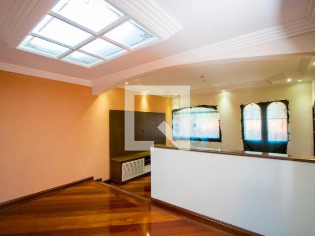 Casa aluguel em Região Imediata de São Paulo, Região Metropolitana de São Paulo