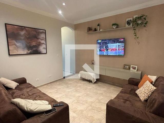 Casa aluguel em Região Imediata de São Paulo, Região Metropolitana de São Paulo