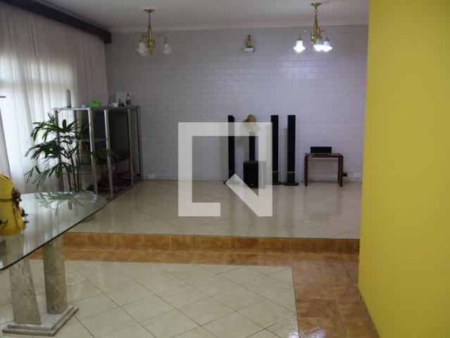 Casa aluguel em Região Imediata de São Paulo, Região Metropolitana de São Paulo