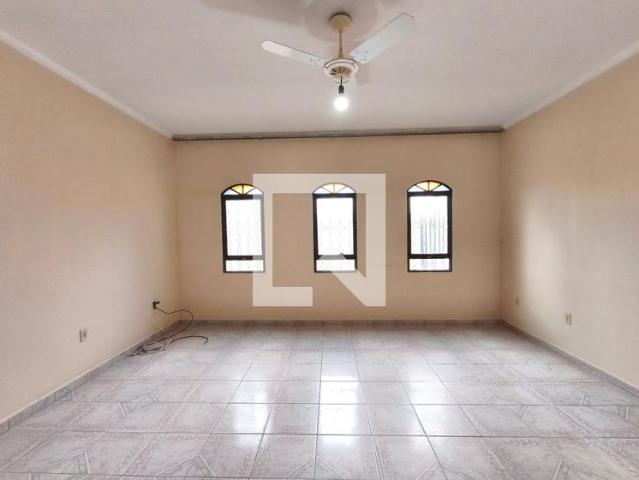 Casa aluguel em Região Imediata de Campinas, Região Metropolitana de Campinas