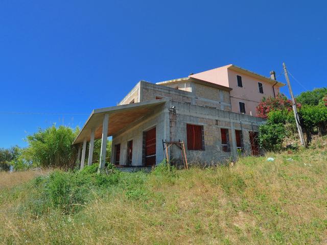 Villa Indipendente in vendita a Marche, Ascoli Piceno