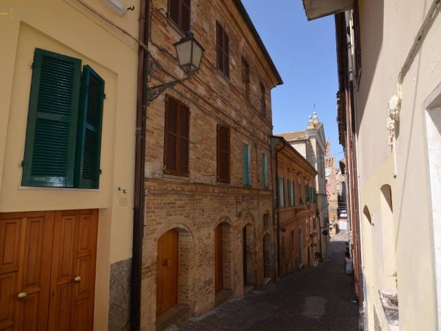 Villa Indipendente in vendita a Marche, Ascoli Piceno