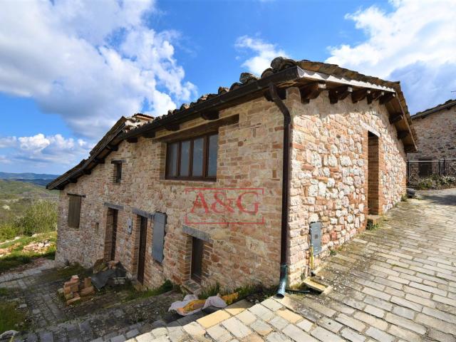 Villa Indipendente in vendita a Capovalle, Amandola