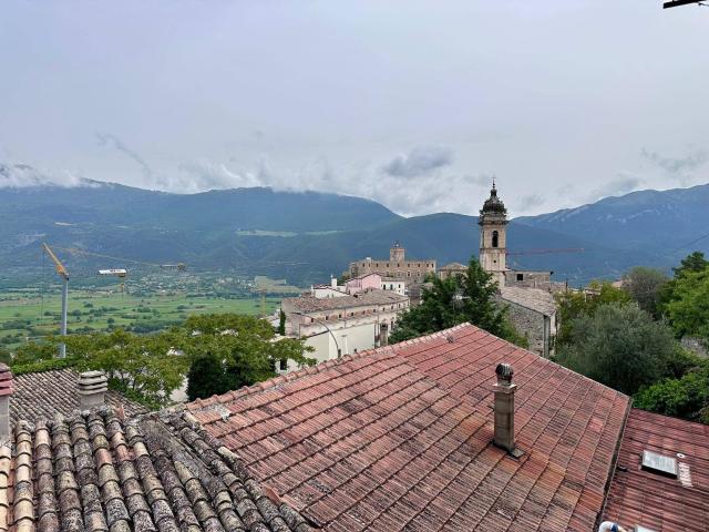 Villa Indipendente in vendita a Capestrano, Abruzzo