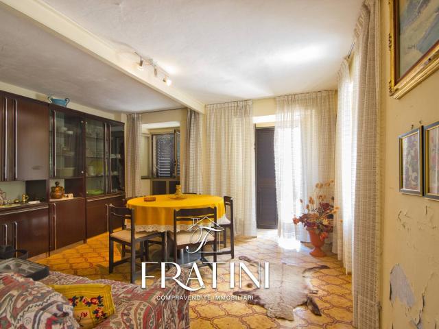 Villa Indipendente in vendita a Unione dei Comuni della Val Vibrata, Civitella Del Tronto