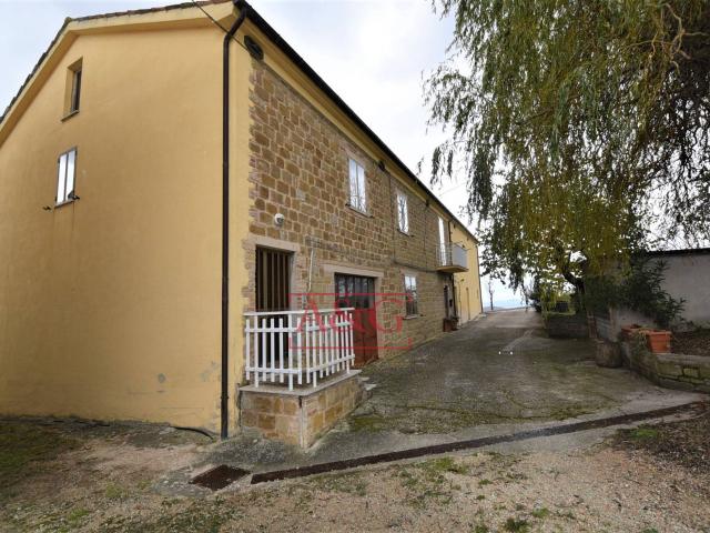 Villa Indipendente in vendita a Marche, Macerata