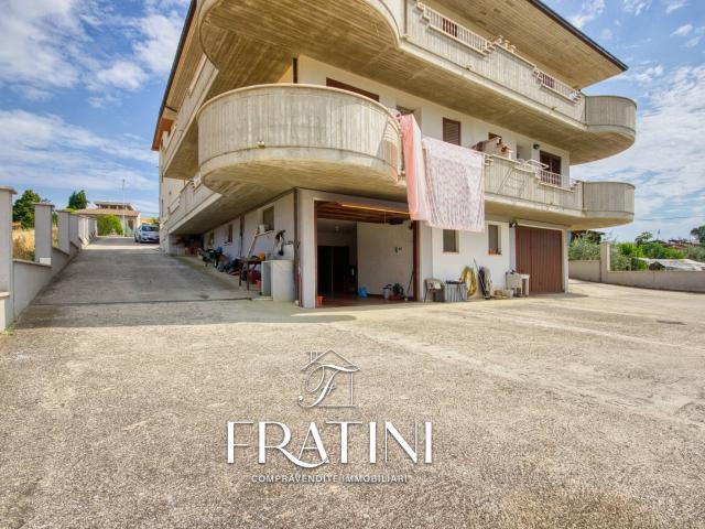 Villa Indipendente in vendita a Marche, Ascoli Piceno