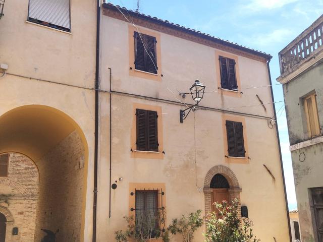 Villa Indipendente in vendita a Marche, Ascoli Piceno