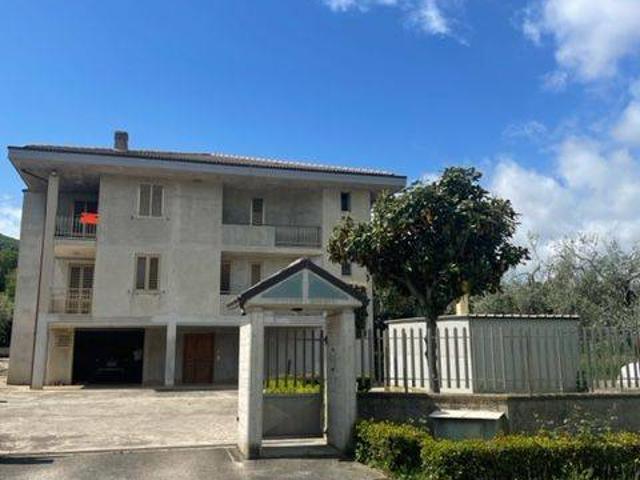 Villa Indipendente in vendita a Marche, Ascoli Piceno