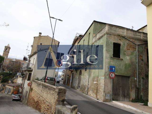 Villa Indipendente in vendita a Stella, Marche