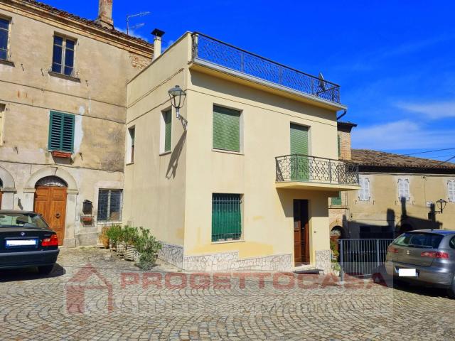 Villa Indipendente in vendita a Marche, Ascoli Piceno