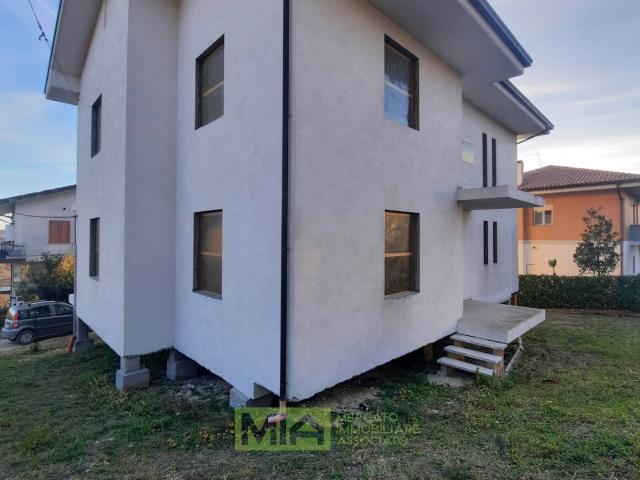 Villa Indipendente in vendita a San Giovanni, Marche