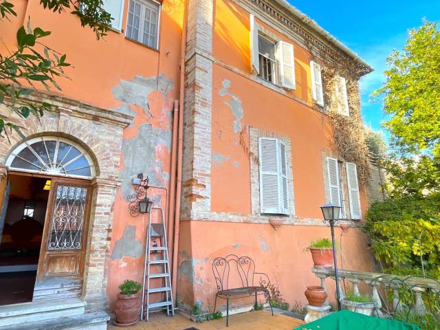 Villa Indipendente in vendita a Paese Alto, Marche