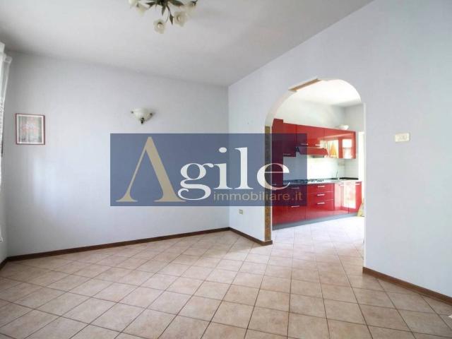Villa Indipendente in vendita a Ponterotto, Marche